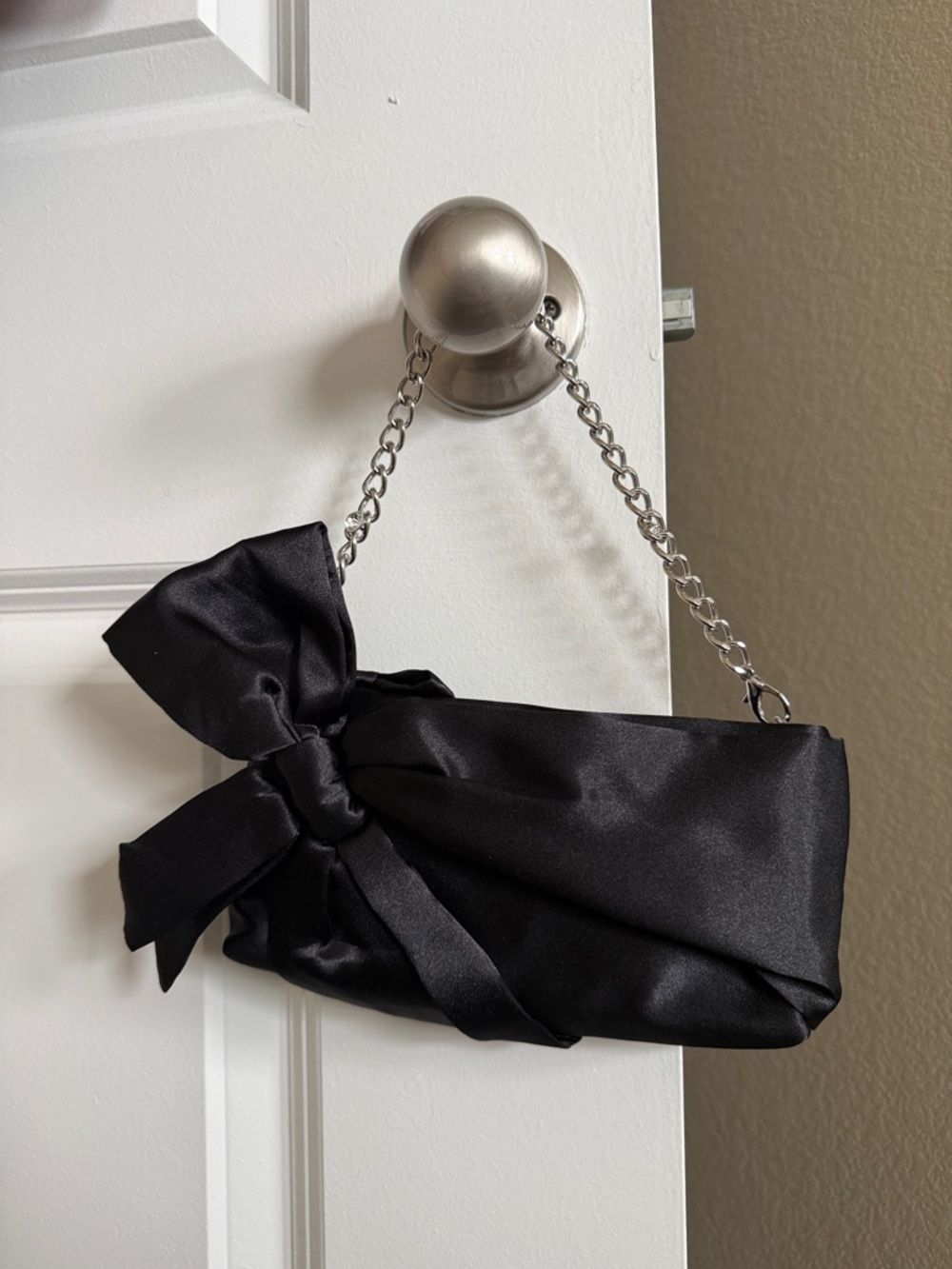 Elegant Black Satin Bow Chain-Handle Clutch